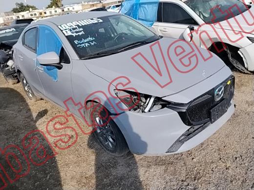 MAZDA MAZDA 2 2024, foto 3 de 19