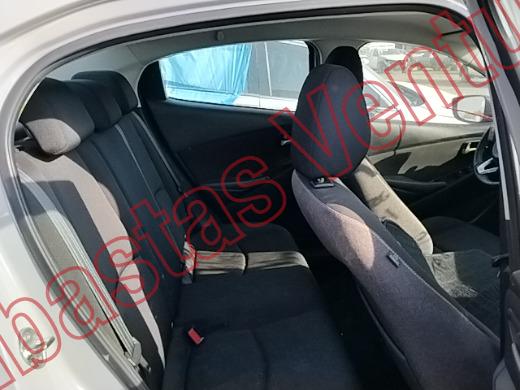 MAZDA MAZDA 2 2024, foto 13 de 19