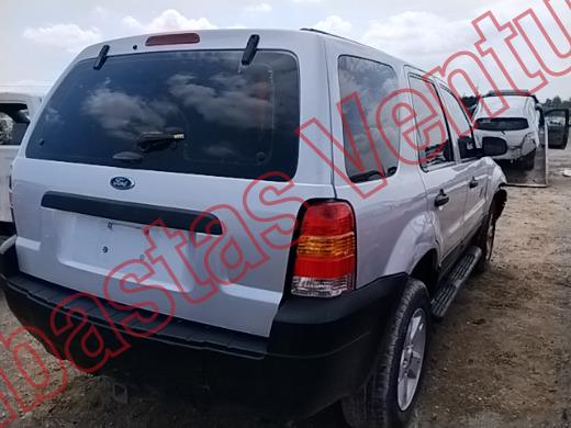FORD ESCAPE 2005, foto 5 de 19