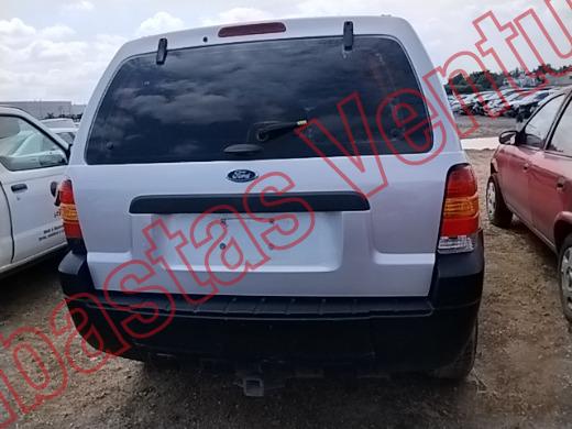 FORD ESCAPE 2005, foto 6 de 19