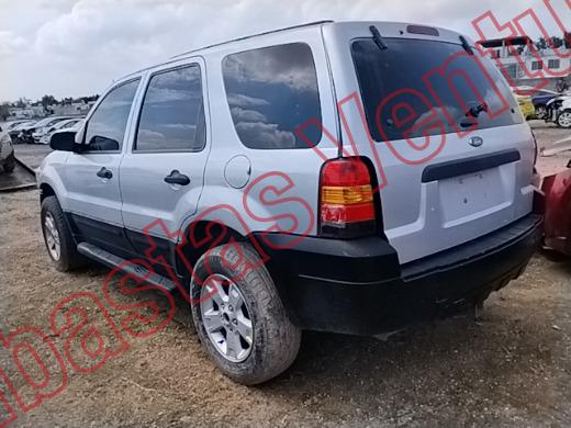 FORD ESCAPE 2005, foto 7 de 19