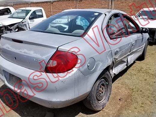 DODGE NEON 2000, foto 5 de 19