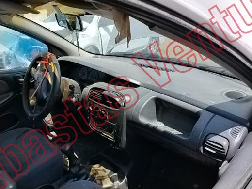 DODGE NEON 2000, foto 14 de 19