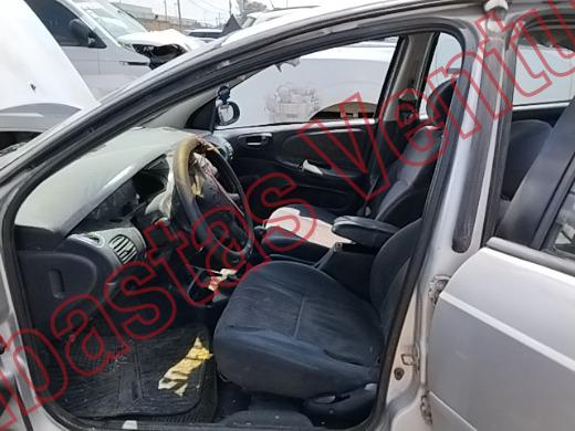 DODGE NEON 2000, foto 17 de 19