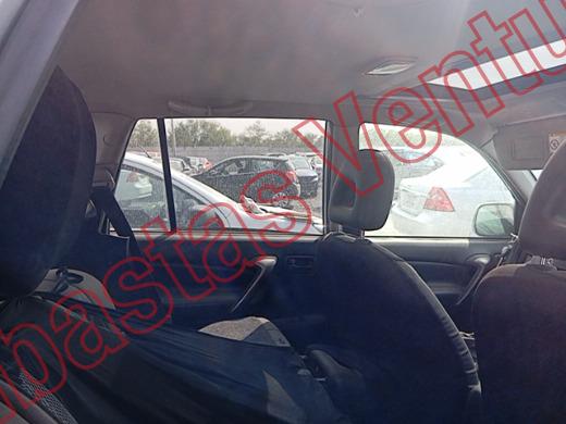 TOYOTA RAV4 2004, foto 13 de 19