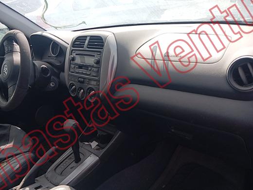 TOYOTA RAV4 2004, foto 14 de 19