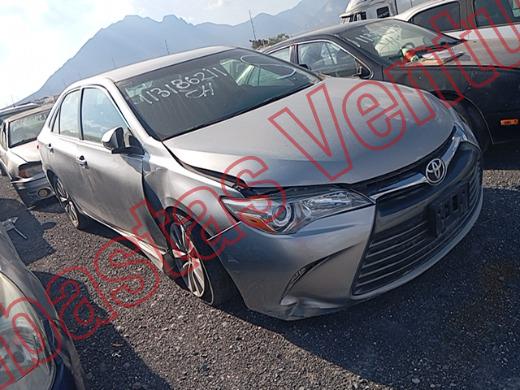 TOYOTA CAMRY 2017, foto 4 de 19
