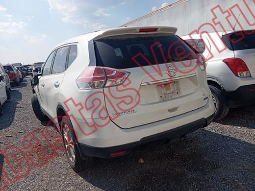 NISSAN X-TRAIL 2016, foto 7 de 19