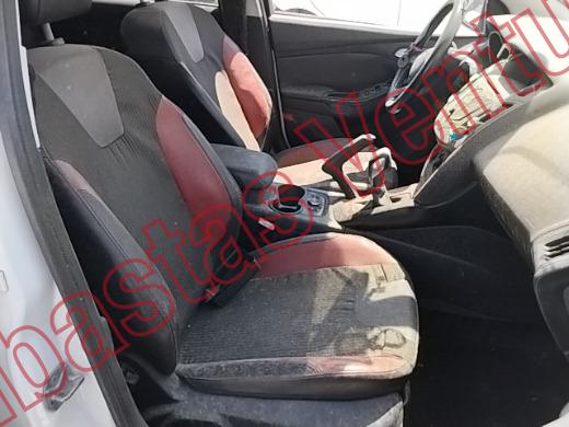 FORD FOCUS 2014, foto 12 de 19