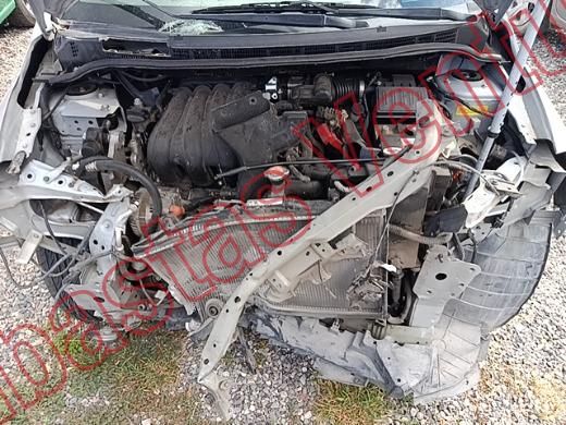 NISSAN TIIDA 2015, foto 10 de 19