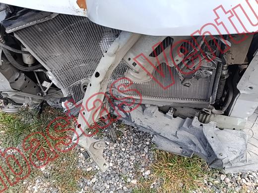 NISSAN TIIDA 2015, foto 18 de 19