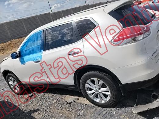 NISSAN X-TRAIL 2015, foto 8 de 19