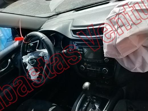 NISSAN X-TRAIL 2015, foto 14 de 19