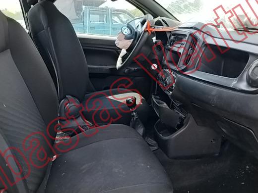 DODGE RAM 700 2021, foto 12 de 19