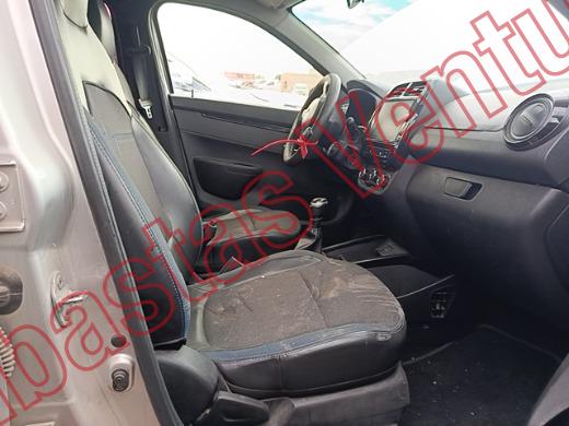 RENAULT KWID 2024, foto 12 de 19