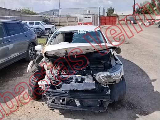 NISSAN VERSA 2020, foto 2 de 19
