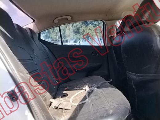 NISSAN VERSA 2020, foto 13 de 19