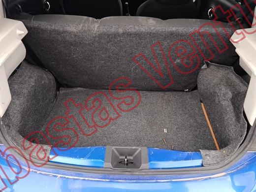 NISSAN MARCH 2018, foto 15 de 19