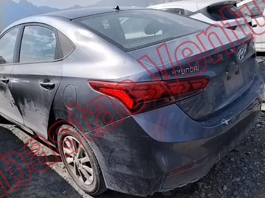 HYUNDAI ACCENT 2019, foto 7 de 19