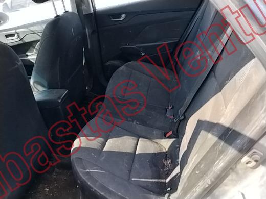 HYUNDAI ACCENT 2019, foto 16 de 19