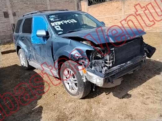 FORD ESCAPE 2012, foto 3 de 19
