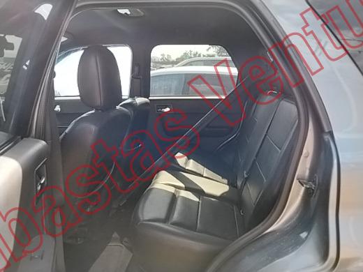 FORD ESCAPE 2012, foto 16 de 19