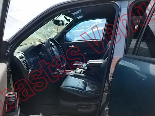 FORD ESCAPE 2012, foto 17 de 19