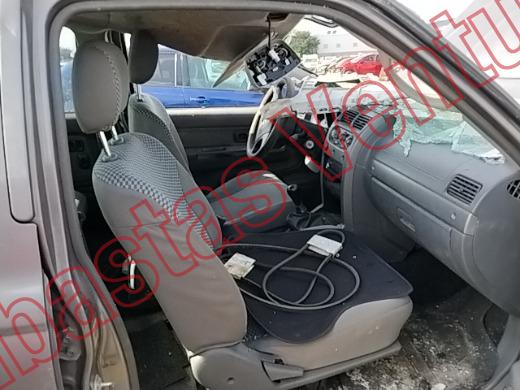 NISSAN FRONTIER 2007, foto 12 de 19
