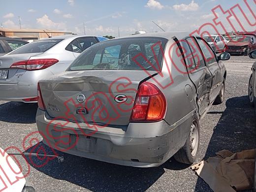 NISSAN PLATINA 2006, foto 6 de 19