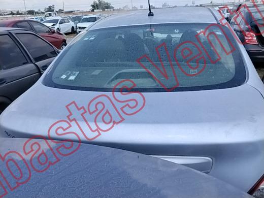 NISSAN VERSA 2019, foto 6 de 19