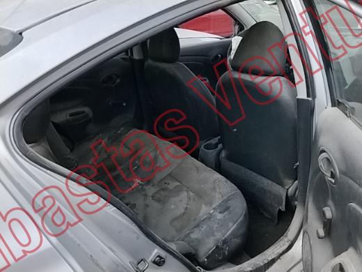 NISSAN VERSA 2019, foto 13 de 19