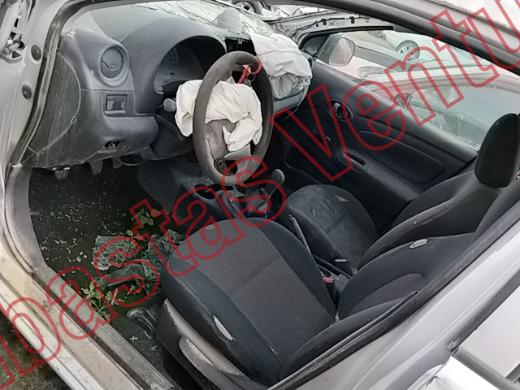 NISSAN VERSA 2019, foto 17 de 19