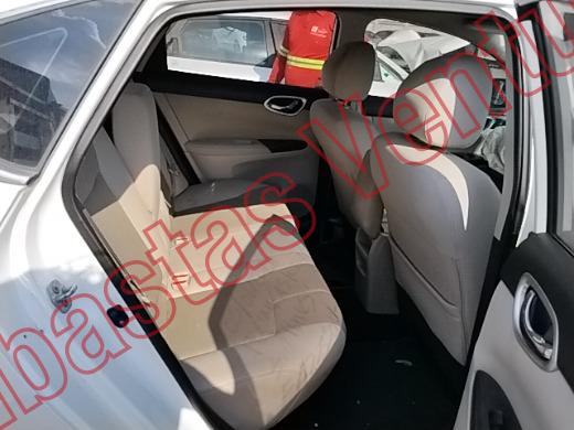NISSAN SENTRA 2017, foto 13 de 19