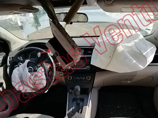 NISSAN SENTRA 2017, foto 14 de 19