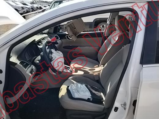 NISSAN SENTRA 2017, foto 17 de 19