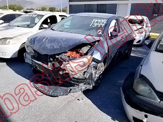 TOYOTA COROLLA 2015, foto 1 de 19