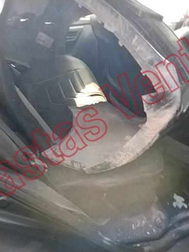TOYOTA COROLLA 2015, foto 13 de 19