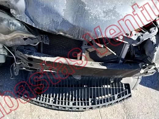 TOYOTA COROLLA 2015, foto 18 de 19