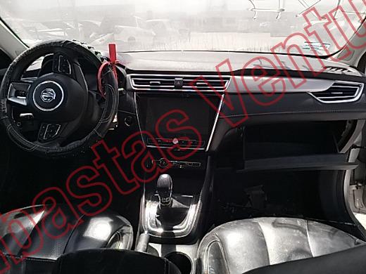MG MG5 2023, foto 14 de 19