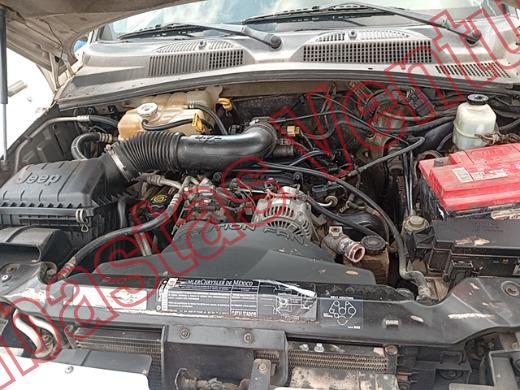 JEEP LIBERTY 2004, foto 10 de 19