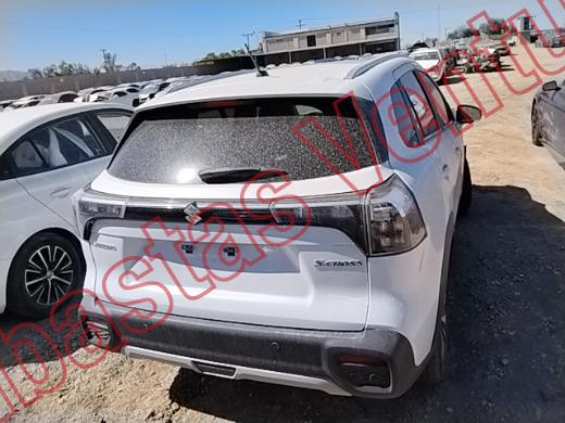 SUZUKI S CROSS 2024, foto 6 de 19