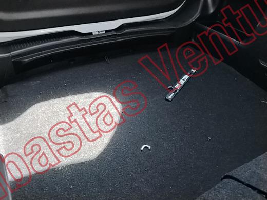 SUZUKI S CROSS 2024, foto 15 de 19