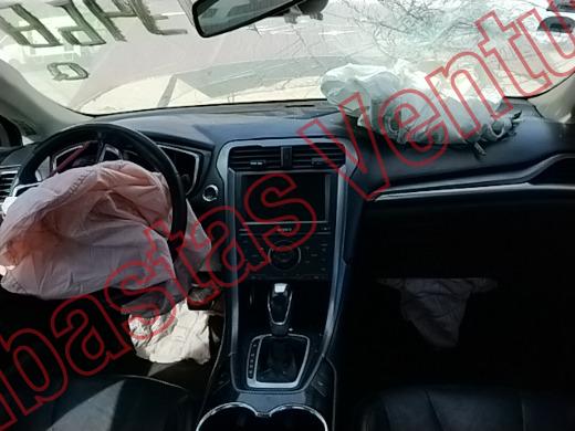 FORD FUSION 2015, foto 14 de 19