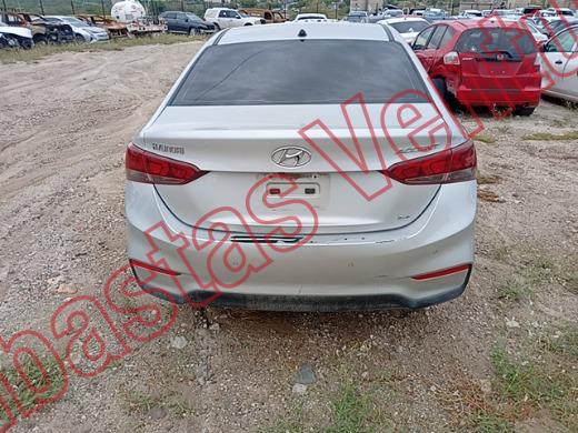 HYUNDAI ACCENT 2018, foto 6 de 19