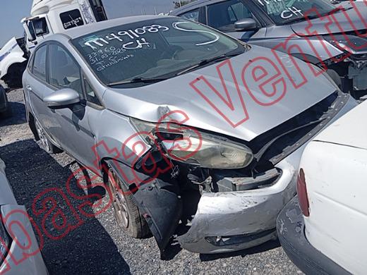 FORD FIESTA 2015, foto 3 de 19