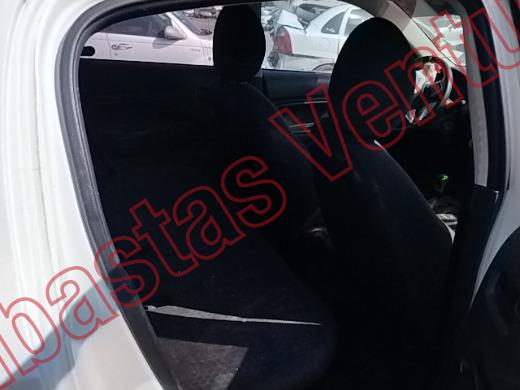 MITSUBISHI MIRAGE 2016, foto 13 de 19
