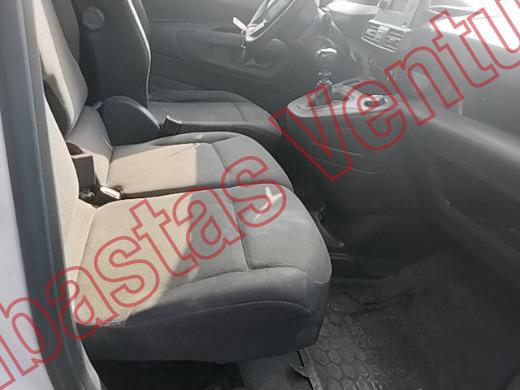 PEUGEOT PARTNER 2022, foto 12 de 19