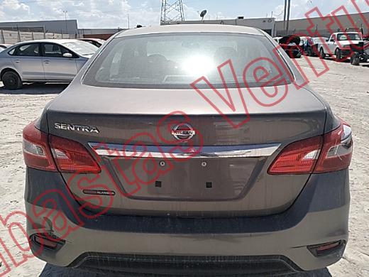 NISSAN SENTRA 2018, foto 6 de 19