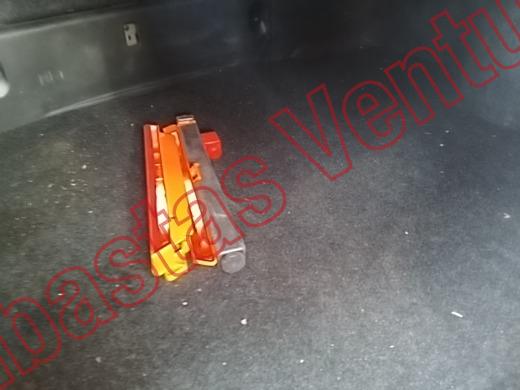 NISSAN SENTRA 2018, foto 15 de 19
