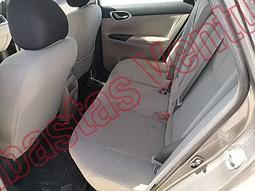 NISSAN SENTRA 2018, foto 16 de 19